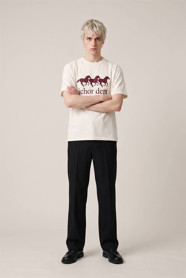 Horses Tee in Maroon